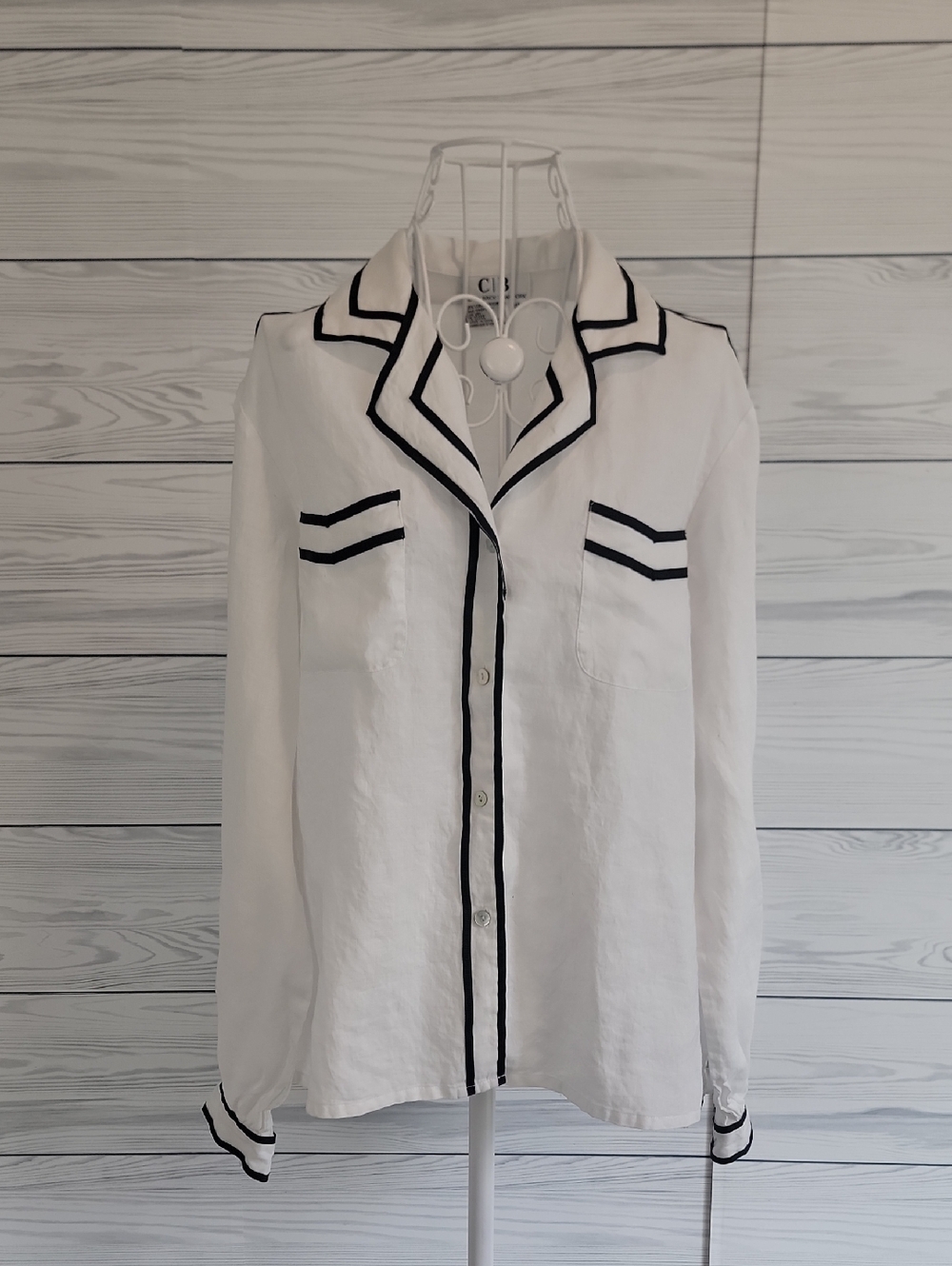 Carry Back New York Linen Blouse White With Black Trim Womens Size 10